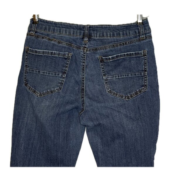 Refuge Women's Distressed, Skinny Jeans, RP9, Raw Hem, Medium Wash Size: 8 - Picture 4 of 8